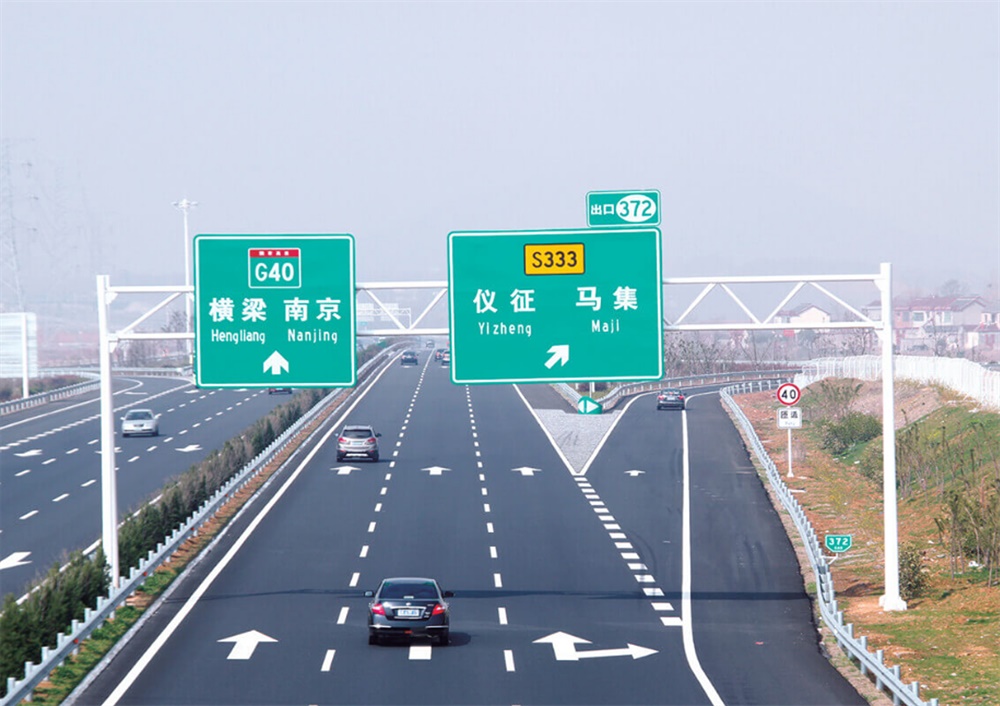 道路交通標(biāo)牌龍門架